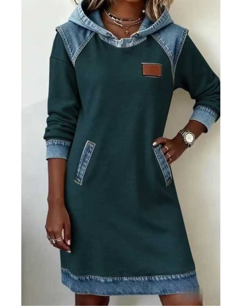 Sukienka jeansowa z kapturem